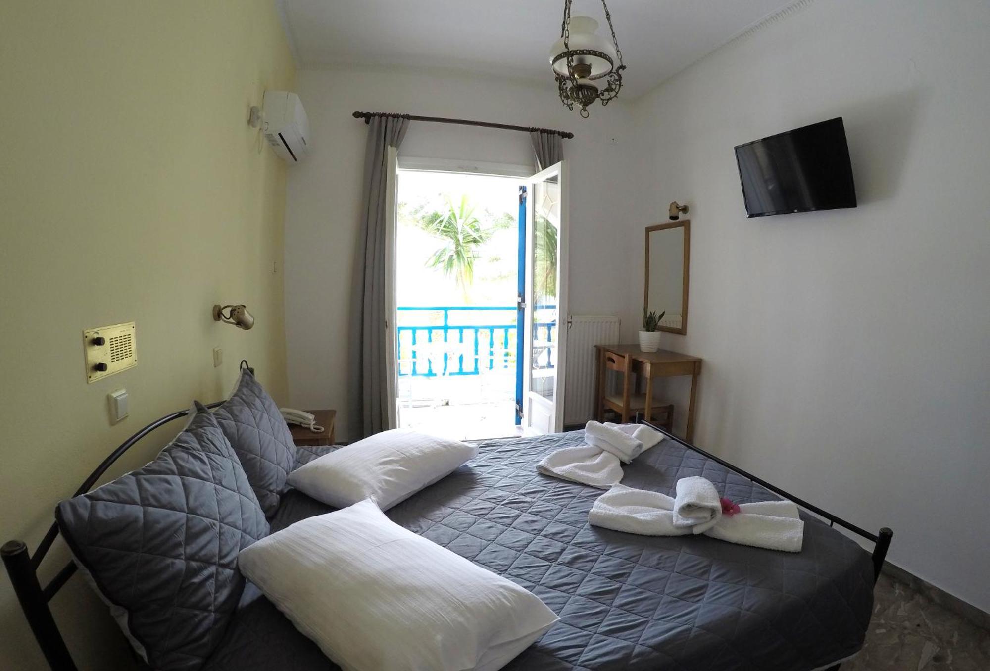Hotel Zeus Kamári Szoba fotó